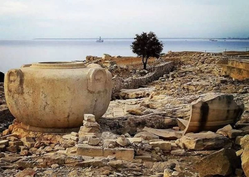 Πιθάρι της Αμαθούντας: Η περίφημη κλοπή και η έκθεσή του στο Μουσείο του Λούβρου